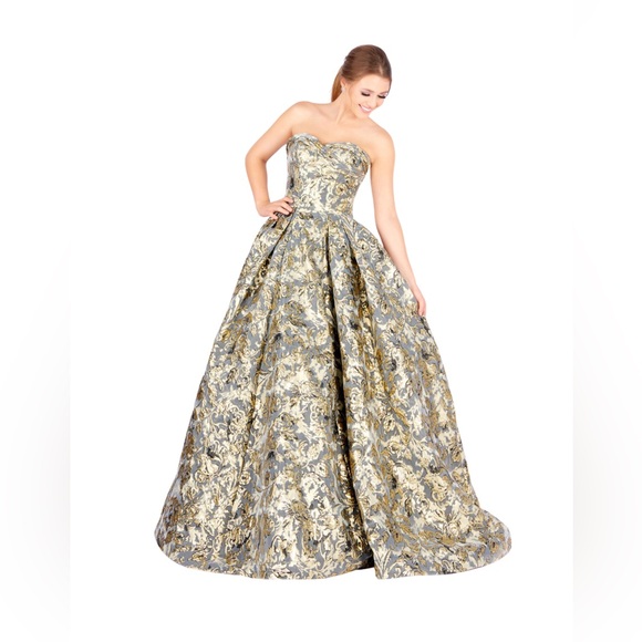 Mac Duggal Dresses & Skirts - STUNNING Mac Duggal Gold & Grey Gown